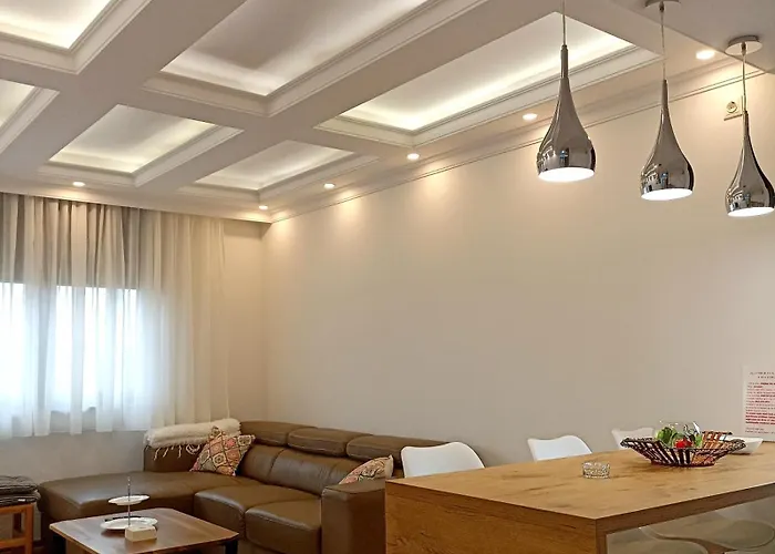 Lux I Jeremici شقة